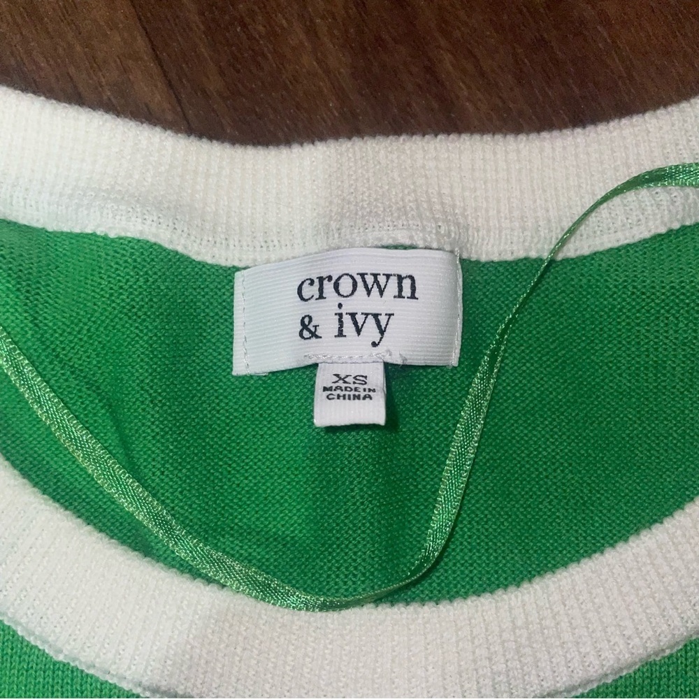 CROWN & IVY Womens Scottie Dog Green Long Sleeve Round Neck Sweater Size XS - Picture 3 of 5